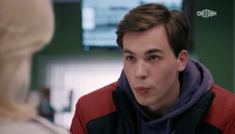 Момент из 1 серии 1 сезона